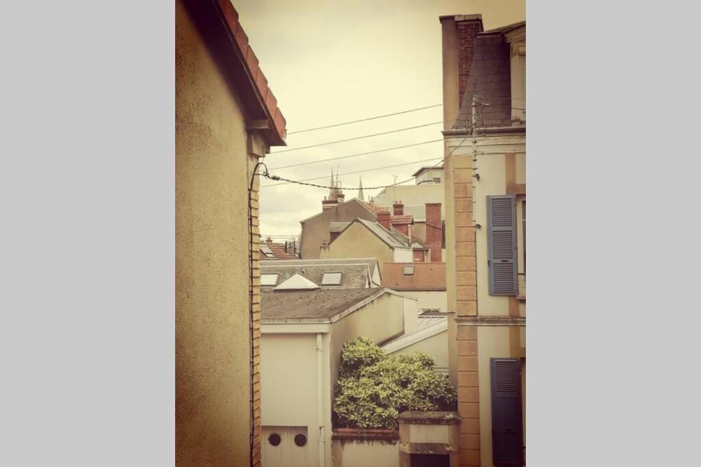 Les Etapes Chartraines Parking Wifi Jaccuzi Apartment Chartres Exterior photo